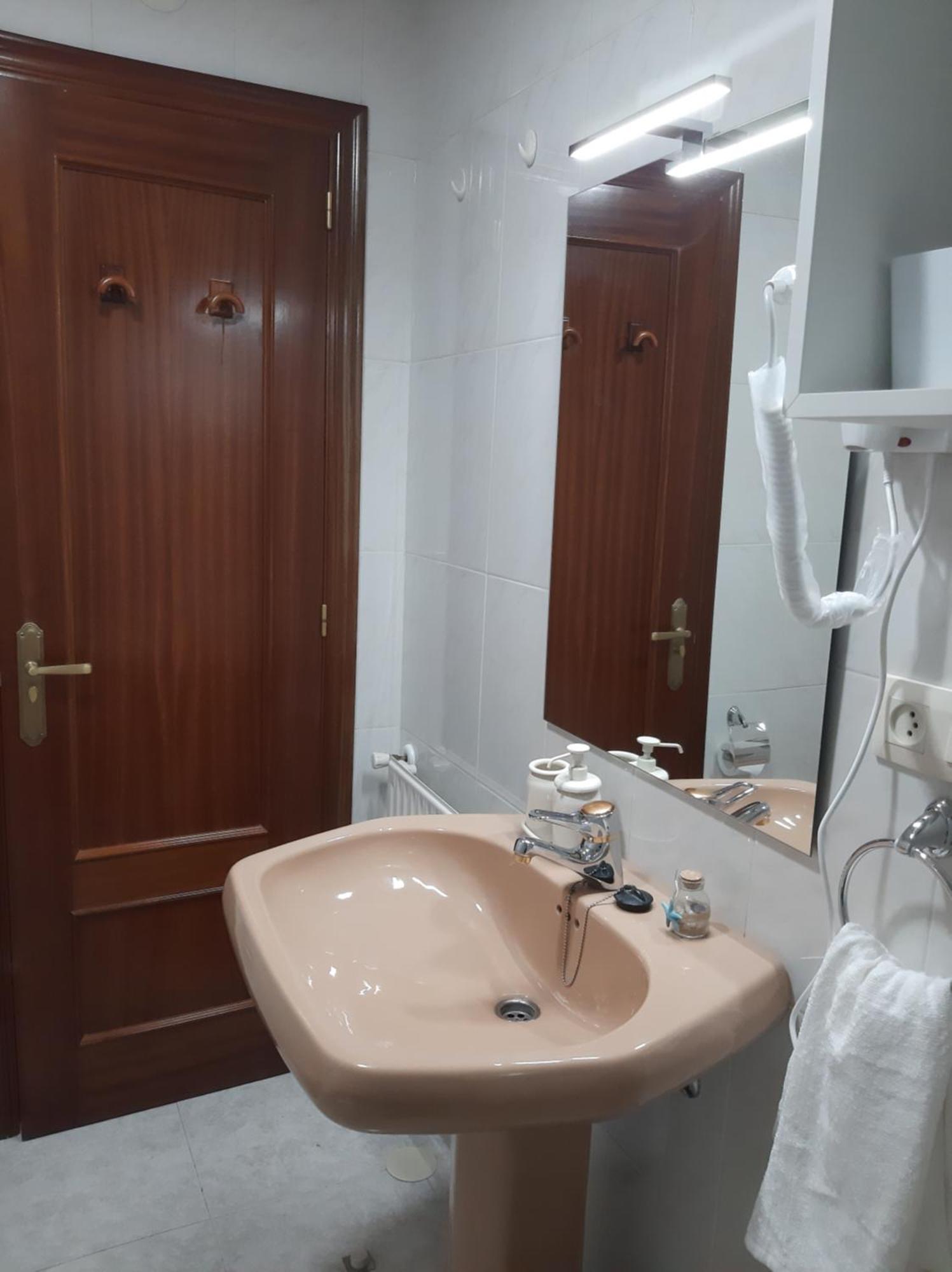 Apartamento Elena Centrico Con Wifi Onís Εξωτερικό φωτογραφία