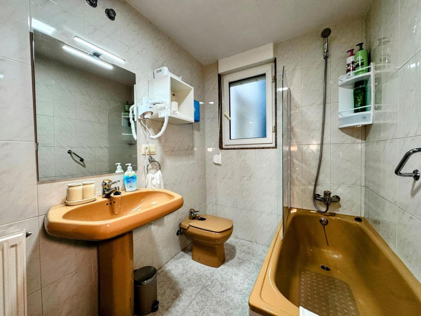 Apartamento Elena Centrico Con Wifi Onís Εξωτερικό φωτογραφία